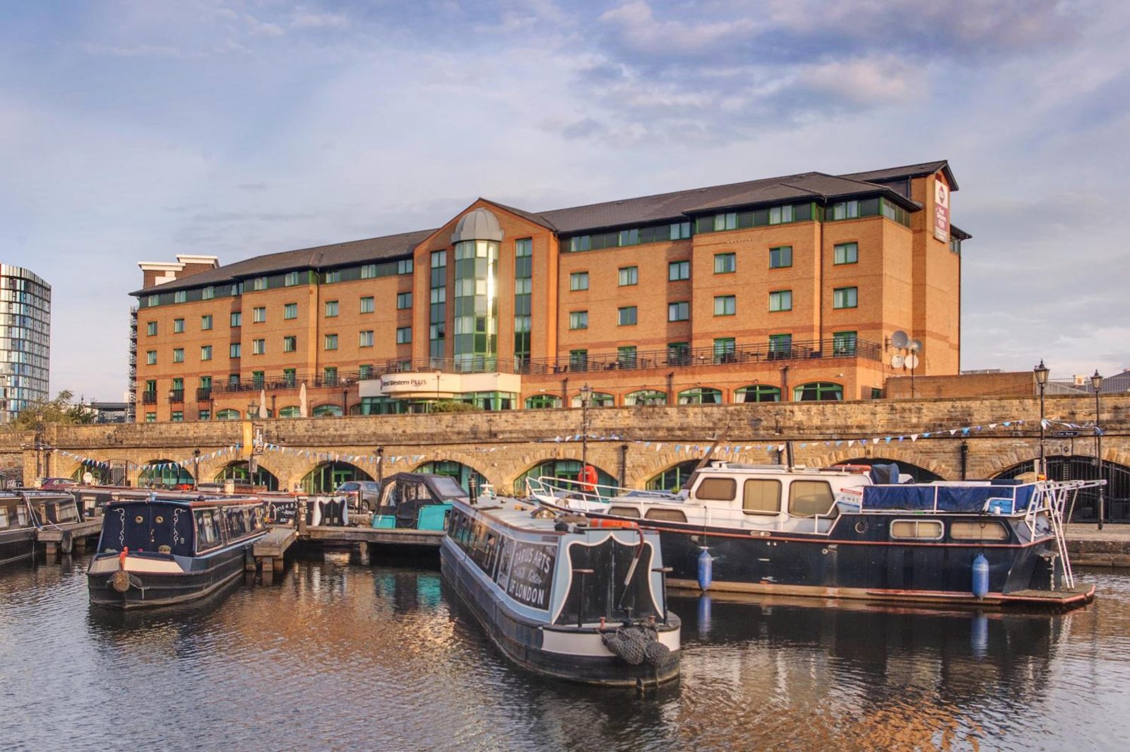 Sandman Signature Sheffield Quays Hotel — photo 2