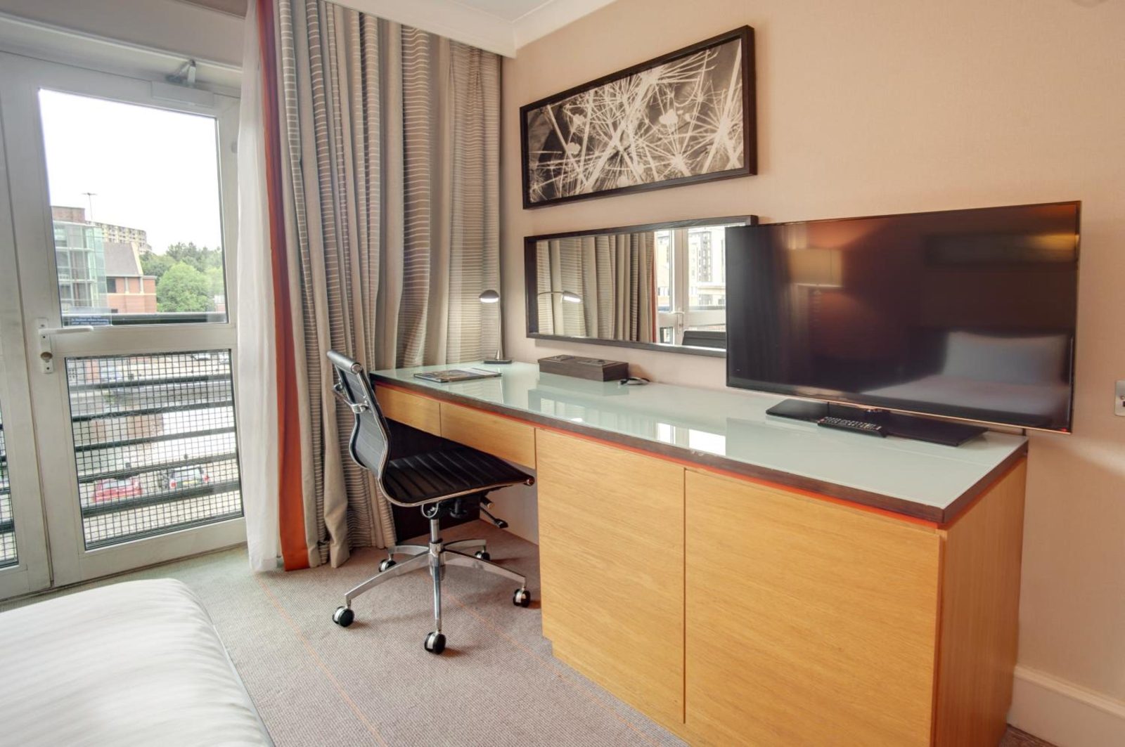Sandman Signature Sheffield Quays Hotel — photo 3