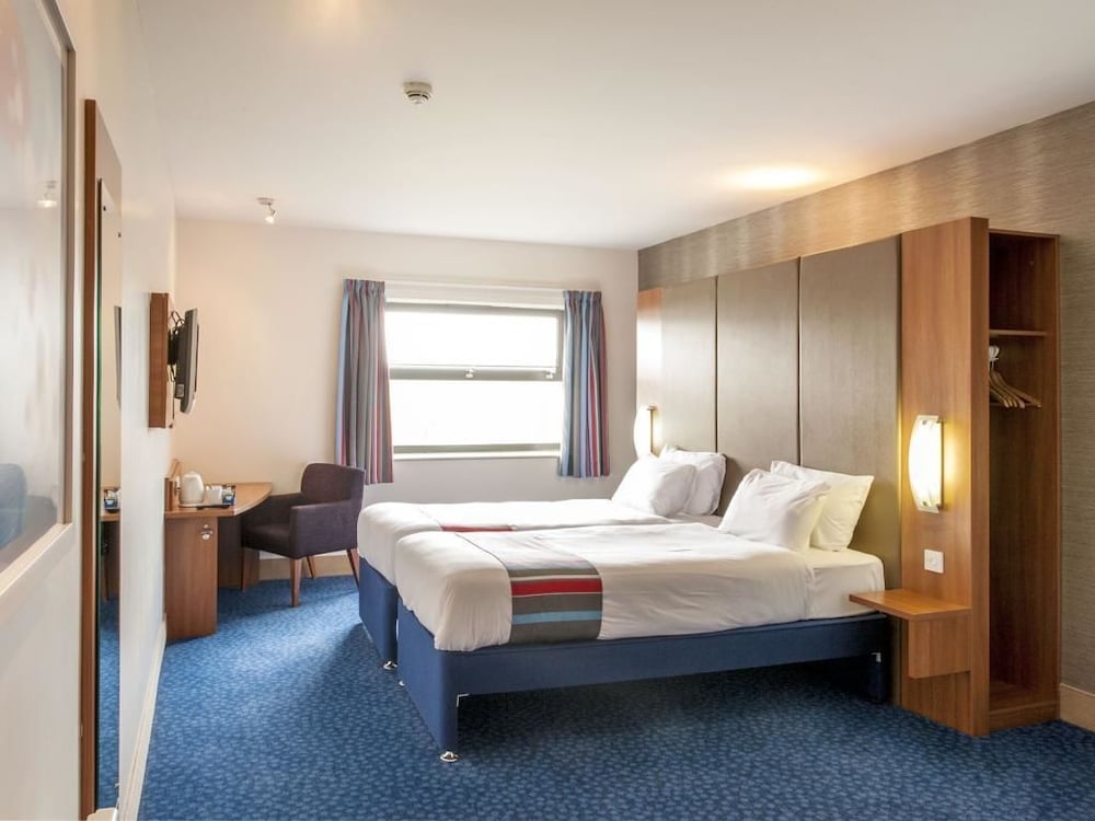Travelodge Sheffield Meadowhall — photo 5